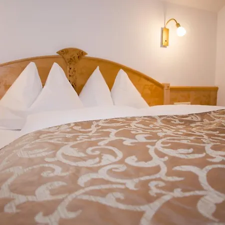 Hotel Garni Mirabell Ischgl Zewnętrze zdjęcie