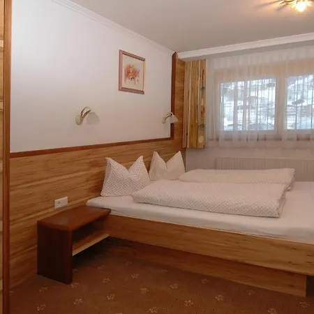 Hotel Garni Mirabell Ischgl Zewnętrze zdjęcie